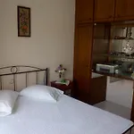 Vintage Seafront House شقة