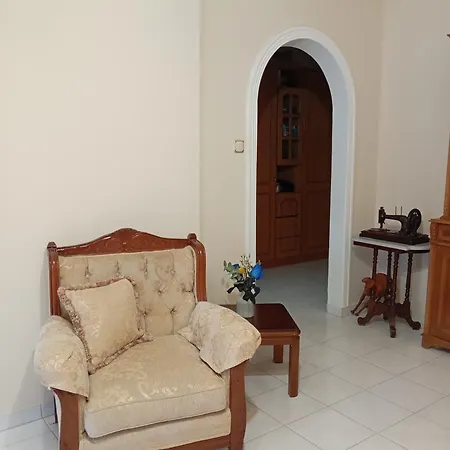 Vintage Seafront House Apartmán *
