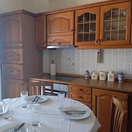 Vintage Seafront House Apartmán *