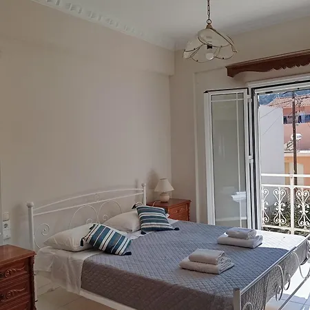 Vintage Seafront House Argostoli (Kefalonia)