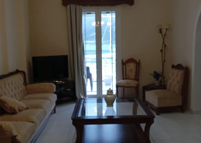 Vintage Seafront House Apartament *